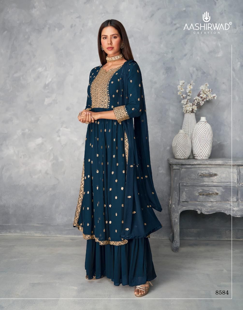 Design - 8584