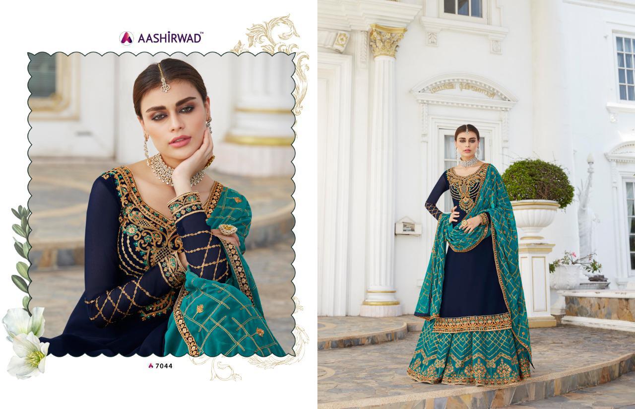 Design - 7044