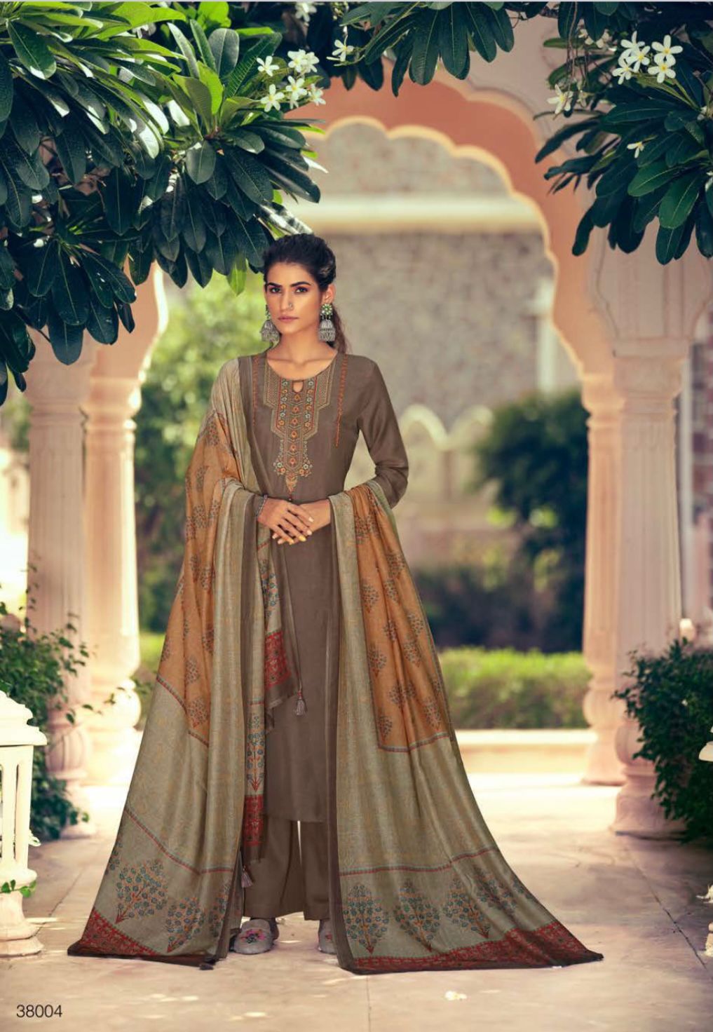 Design - 38004